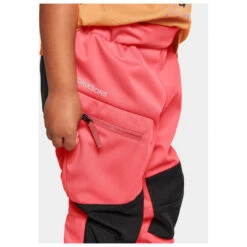 DIDRIKSONS Kid's Lövet Pant 6 - Softshellhose -Kinderausstattung didriksons kids loevet pant 6 softshellhose detail 7